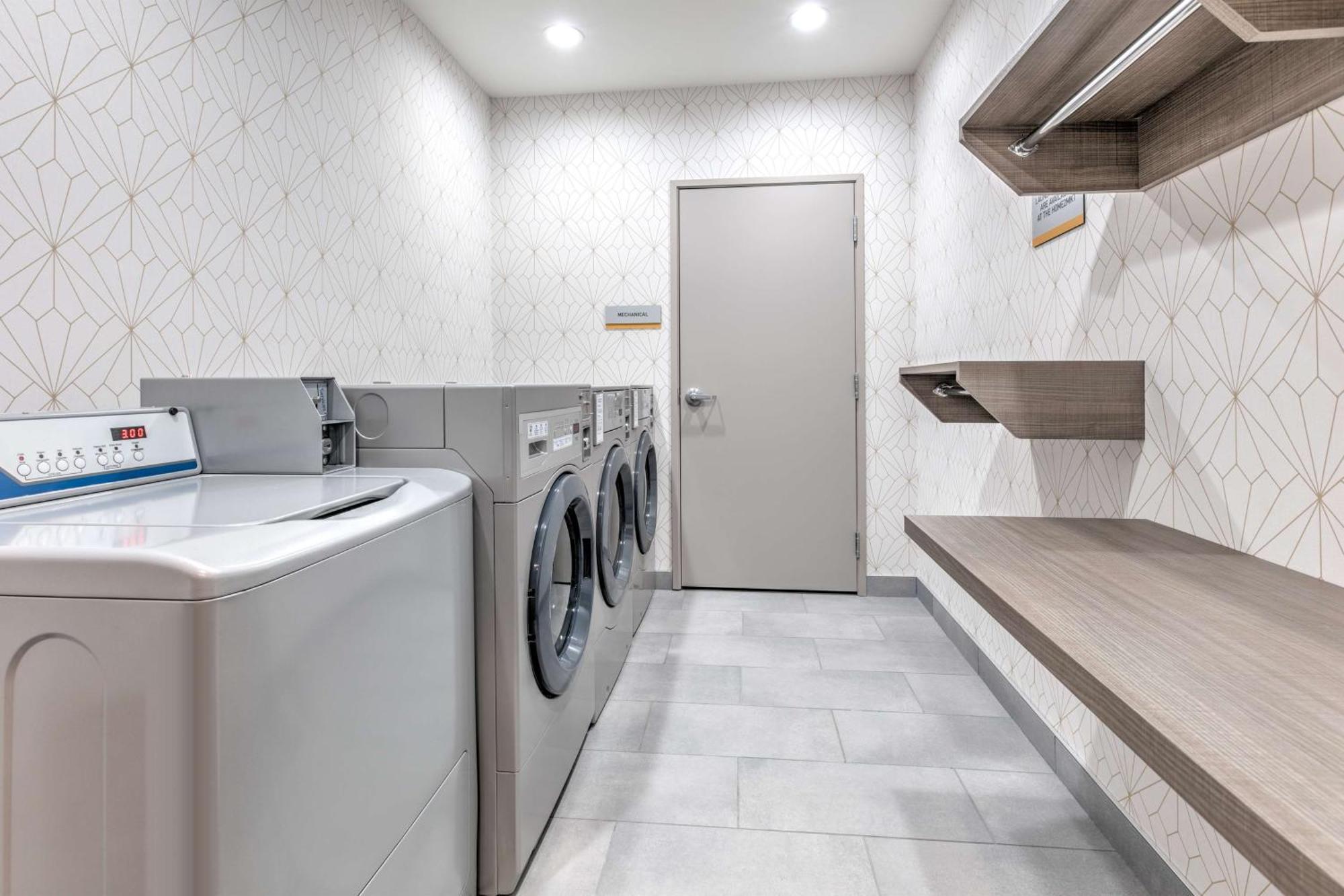 Home2 Suites By Hilton Huntsville, Tx Экстерьер фото
